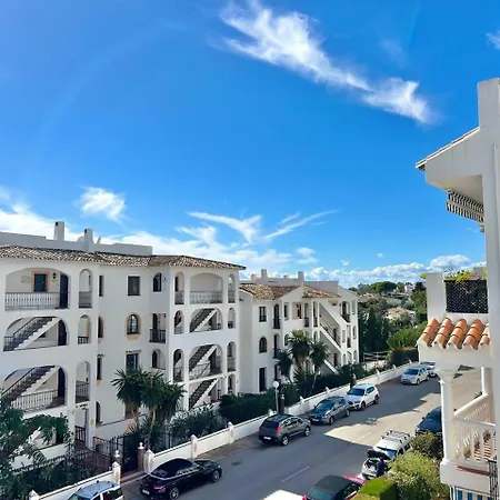 Apartment En Mijas Con Terraza Y Vistas Al Mar Sitio de Calahonda
